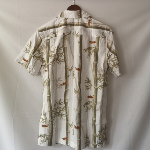 28 Palms NWOT Men's Short Sleeve Button Size XS - Picture 2 of 5